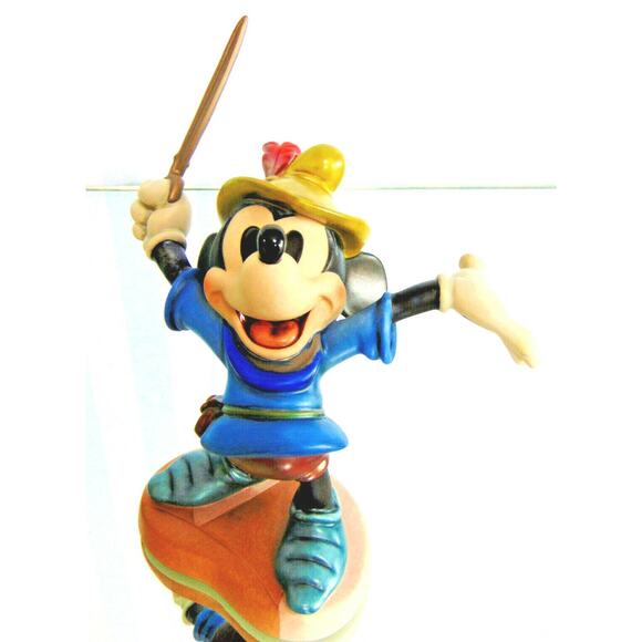 Disney Mickey Mouse Figurine & Book Brave Little Tailor Peter Pan Sword New Box - Picture 11 of 12